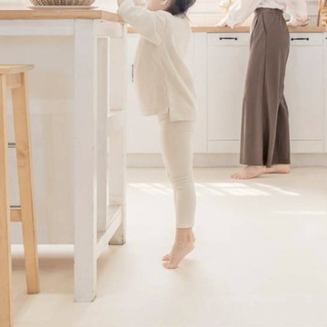 aguard PVC 自組幼兒遊戲安全防護捲墊  140 x 200 x 1.5cm  奶油白