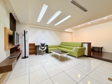 梅獅商圈公園旁紐約時尚１+１套房～衛浴對外窗｜桃園市楊梅區梅獅路二段