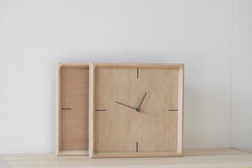 時時刻刻木質時鐘