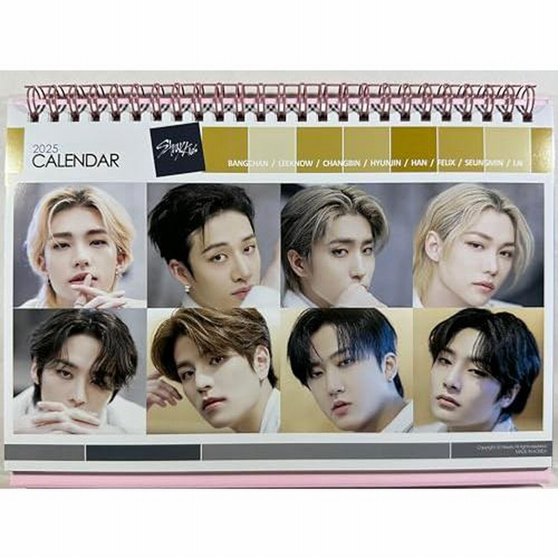 Stray Kids ストレイキッズ SKZ スキズ グッズ ／ 2024年 - 2025年 2年分 卓上 カレンダー + ステッカー 1枚セット  [TradePlace K-POP 韓国製] | LINEショッピング