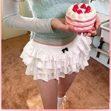 ♡ 𝑪𝒉𝒊𝒄 𝒖 ♡白色緞麵miu風小蝴蝶結木耳邊百搭蓬蓬短裙裙褲
