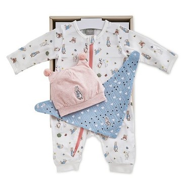 比得兔 滿版印花兔裝/連身衣3件組禮盒 (連身衣+帽子+圍兜)