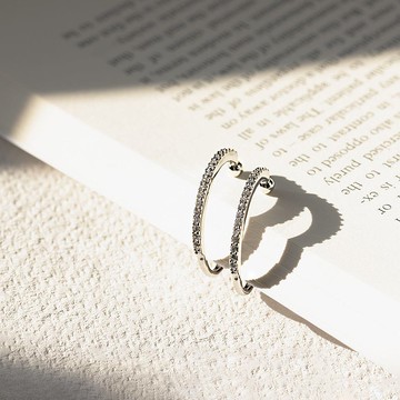 耳骨夾-美麗光環