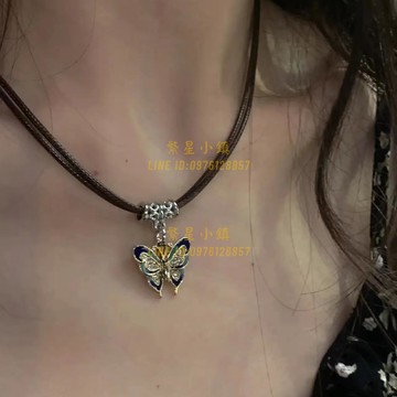 復古蝴蝶吊墜項鏈皮繩子項圈衛衣項鏈潮酷百搭項鏈短款【繁星小鎮】