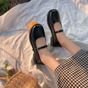 日系復古小皮鞋女2025年新款百搭英倫赫本風粗跟瑪麗珍鞋jk單鞋夏
