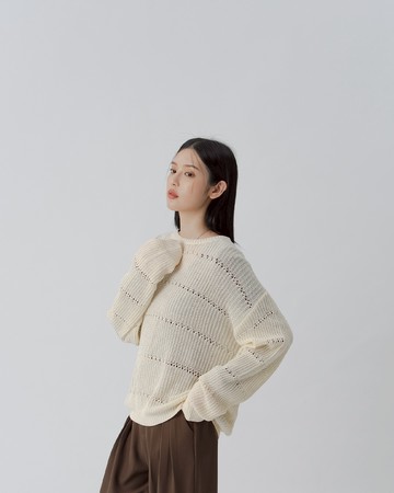 簡約鏤空織紋設計針織上衣-杏