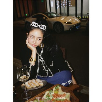 Bettychow 小香風Vintage羊毛黑白手工織邊開衫馬甲時髦氣質套裝