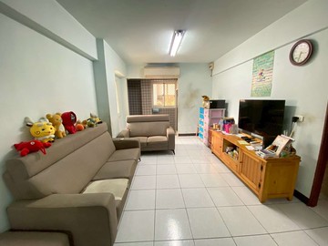 亞洲新灣區輕軌旅運中心華廈大四房｜高雄市苓雅區苓中路