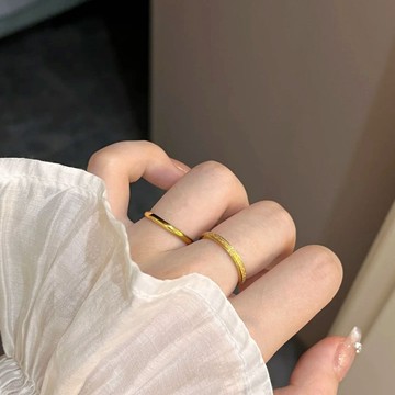 限時特賣🔥 【9703人收藏】個性素圈磨砂滿天星戒指小衆高級感輕奢情侶款時尚網紅指環不掉色 戒指