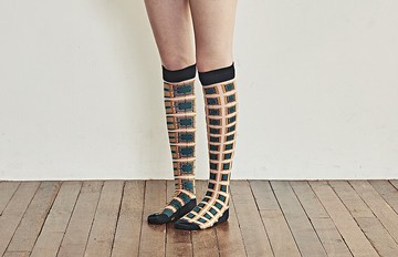 Epique 敘事曲不對稱大格紋有機棉長襪