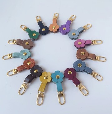 真皮小花吊飾/婚禮小物/