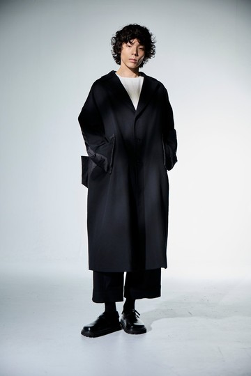 西裝領鋪棉大衣