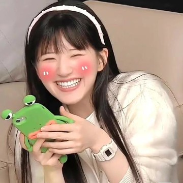 趙露思桑稚同款青蛙17promax適用iphone16pro搞怪15偷偷藏不住14蘋果13手機殼12新款11女xs綠色678plus硅膠軟