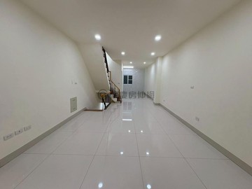 近瑞隆商圈生活圈｜全新整修質感透天｜高雄市前鎮區武德街