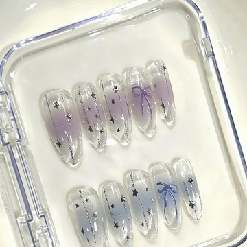 💗台灣出貨💗聖誕藍紫夢幻星星ins2025高階星星爆閃氛圍半手工跨年美甲新款