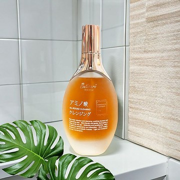 【日系報馬仔】Buticurii 25%胺基酸 潔顏露 100ml 洗臉 洗顏 潔膚 洗面乳 臉部清潔 DS017670