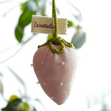 少女魅力草莓吊飾高級絲綢