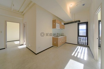 R12捷運旁.高醫.高樓景觀全新三房平車[小黑推薦｜高雄市三民區博愛一路