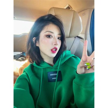 美式復古綠色連帽衛衣女秋季2024年新款獨特高級感超好看休閑上衣