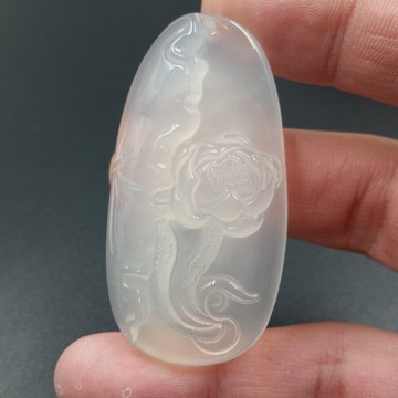 廠家直銷天然玉石a貨冰種玉髓蓮花吊墜新疆玉髓掛件玉牌子