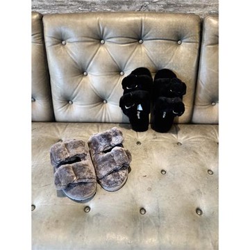 【UGG】雙扣環毛絨拖鞋 黑  (附原廠鞋盒)