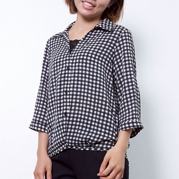 CLL巧玲瓏 黑白格紋氣質蕾絲領口襯衫上衣 3613816