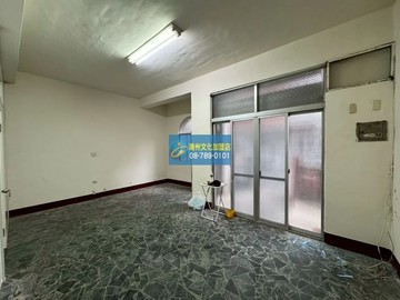 潮州公園三角窗面寬透天｜屏東縣潮州鎮三星路