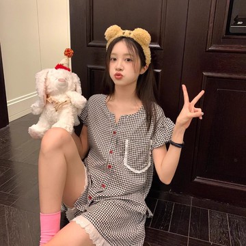 超舒服☁️⁠⁠⁠⁠韓版甜美花邊格紋睡衣女 夏季新款小飛袖短褲居家服 寬鬆舒適睡衣 可外穿家居服套裝 可愛睡衣 兩件套