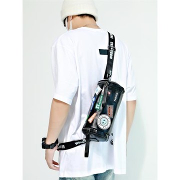 潮包斜挎包男潮牌男士小背包ins日系男生小眾設計感圓筒包單肩包