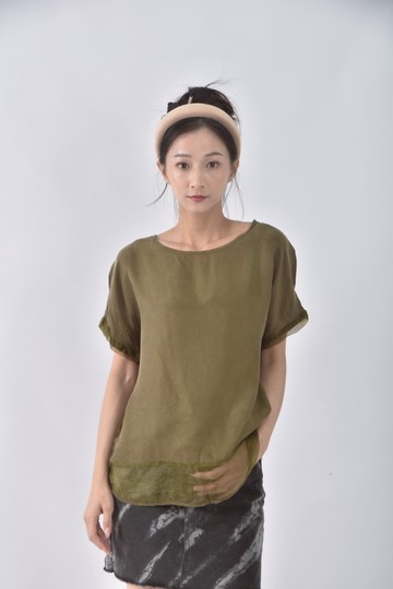 (S) 質感圓領綠色短袖上衣