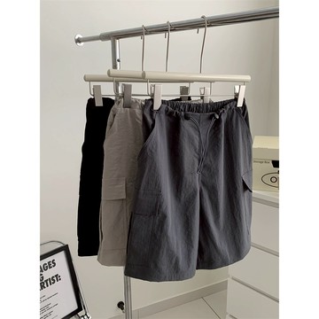 奈看服飾/隔日到貨極薄極輕量 莫蘭迪啞光色美式速乾短褲 三色可選