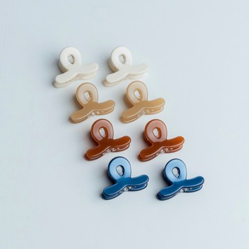 | OSEWAYA | 純色小抓夾 - 2入 4 色 髮飾 鯊魚夾 日本飾品