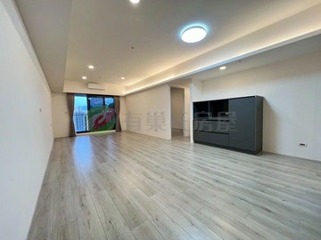 大毅熊幸福/新光學區永久棟距次頂樓四房雙平車｜台中市太平區新興一街