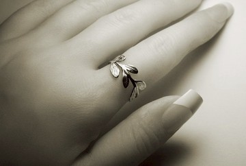 小豆苗葉銀戒指