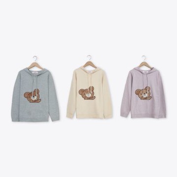 【CUMAR】毛絨拼貼小熊連帽針織上衣 粉 杏 灰(魅力商品)