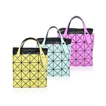 ISSEY MIYAKE 三宅一生 BAOABO4x4皮革質感手提包(附可摺疊提袋)(多色選)-慈濟