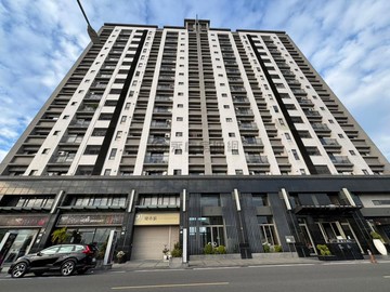 五甲萬坪公園雙學區正兩房車位｜高雄市前鎮區瑞南街