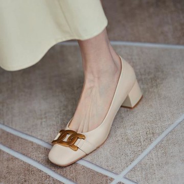 香港重磅推薦巨軟巨軟真皮法式復古單鞋女粗跟百搭方頭女鞋中跟鞋