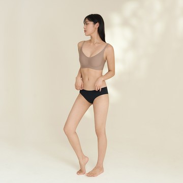 MISSING PANTY｜下身失蹤0.1cm極裸感中腰無痕削臀內褲