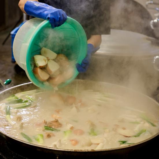 送料無料 鹿児島ラーメン 4食入り