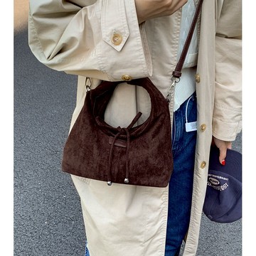 🔥臺灣出貨🔥手提包 麂皮絨包包 韓係小衆設計包 小巧精緻潮流包 女士單肩斜挎包