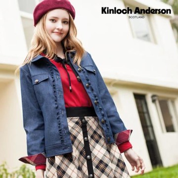 Kinloch Anderson 金安德森女裝 綁帶小立領愛心繡花長袖上衣(KA0873009紅)