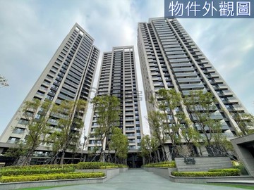 太普美術海★山海景★永久棟距高樓三房平車｜高雄市左營區崇實路