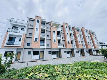 向青苑5全新3樓半別墅    ｜宜蘭縣員山鄉深洲一路