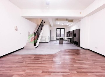 專任委託沙鹿天功開物震後精裝前院停車別墅｜台中市沙鹿區自強路