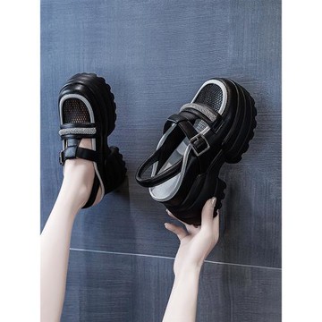 厚底內增高跟包頭涼鞋女鞋女士2025年夏季新款爆坡跟松糕羅馬運動