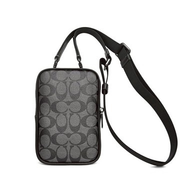 [平輸版] 【COACH】鐵灰黑PVC黑邊A6方型小款斜背包/男包/手機包/隨身包/收納包 真品平輸