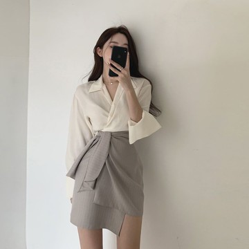 A字半身裙條紋短裙韓版罡風套裝女襯衫時尚高腰顯瘦兩件套潮春秋新款【聚寶屋】