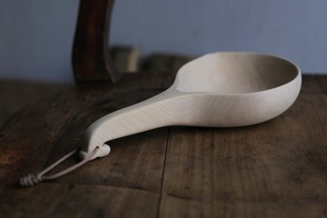 木頭 | 一把大木瓢 | 舀水或其他 木勺 | 櫸木 | 整木製作 無拼接