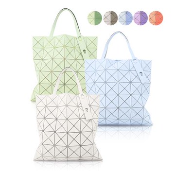 ISSEY MIYAKE 三宅一生 BAOBAO LUCENT 6x6霧面手提包包(多色選)